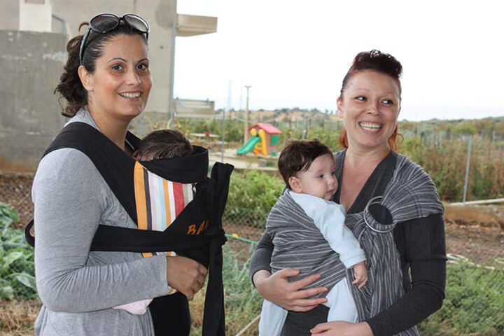 Συνάντηση babywearing