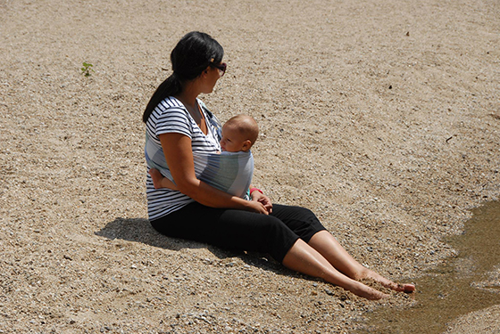 baby-at-the-beach