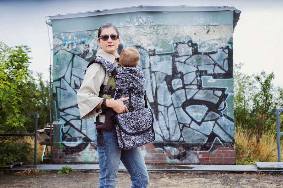 KiBi Evo Baby Carrier Dandelion Black via Asteraki Slings - Image 5