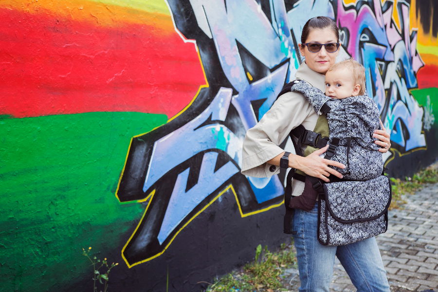 KiBi Evo Baby Carrier Dandelion Black via Asteraki Slings - Image 4