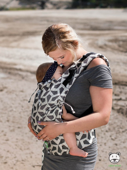 Giraffe Black Adjustable Baby Carrier - Image 5