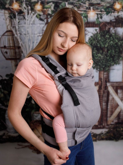 Kinder Hop Multi Grow Carrier Little Herringbone Grey via Asteraki Slings - Image 3