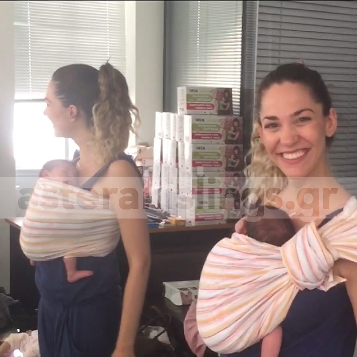 Καλοκαιρινό ring sling με νεογέννητο