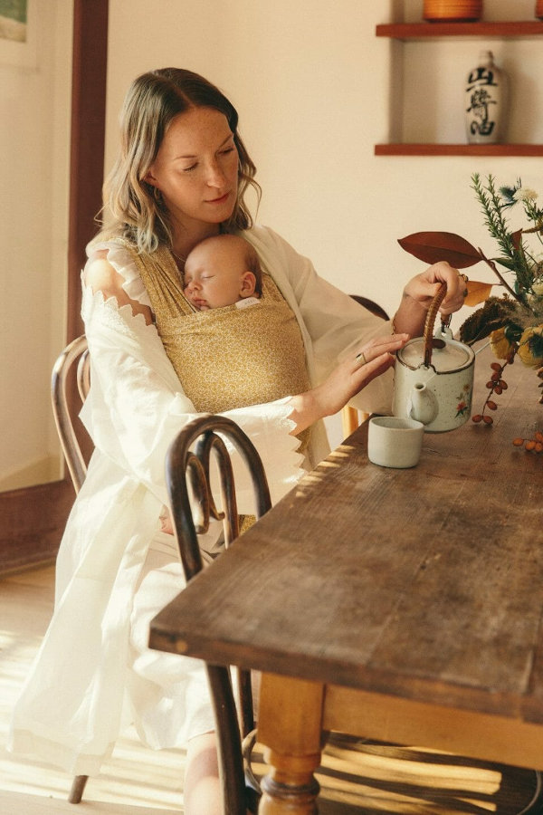 ελαστικός μάρσιπος ergobaby aura wrap