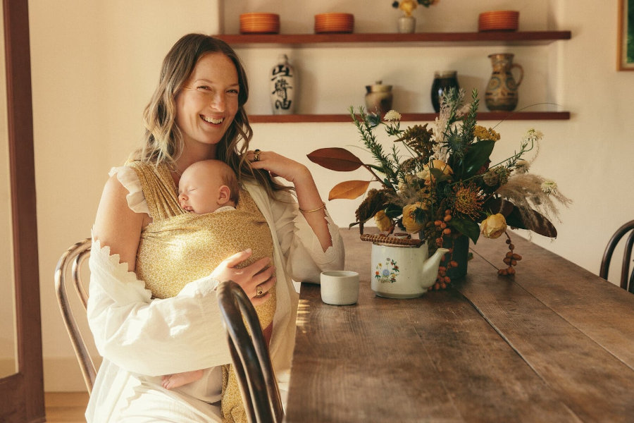 ελαστικός μάρσιπος ergobaby aura wrap